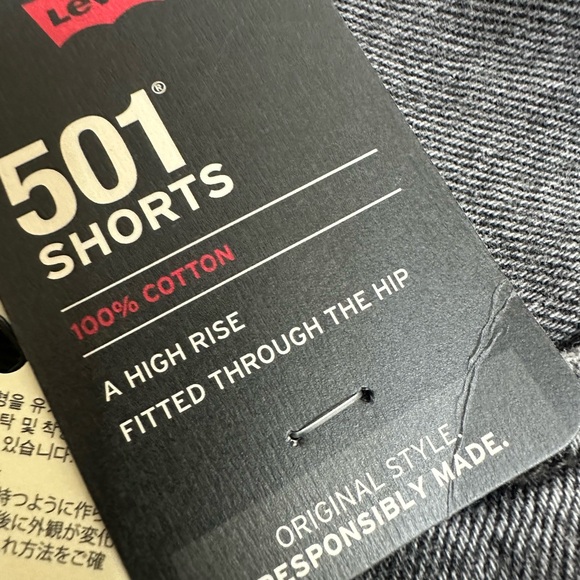 NWT Levi’s Shorts - Picture 4 of 5